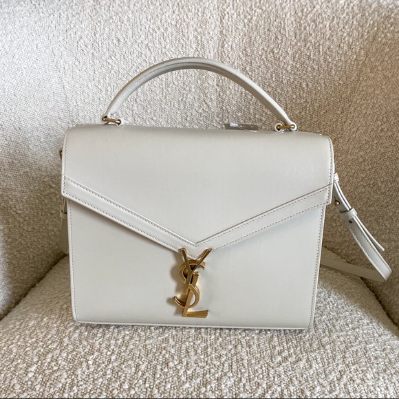 ❣️SOLD❣️Saint Laurent Medium Cassandra Bag - Picture 2 of 10